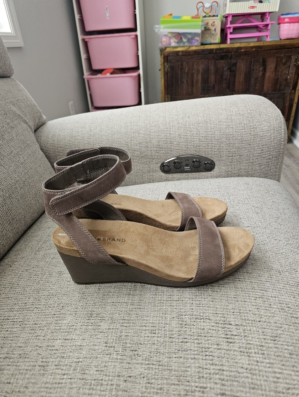 Lucky Brand Kanoa Leather Wedge Sandals – Taupe – Women's Size 9 - Picture 4 of 7